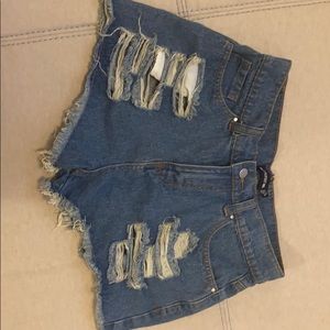 Pretty little thing shorts !